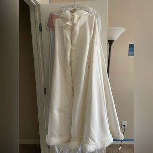 Fur trim winter bridal cloak